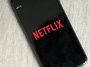 Supporting image for story: SAG Awards to stream on Netflix from next year