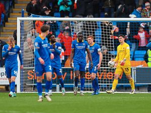 Supporting image for story: Shrewsbury debrief: Struggles at both ends spelling trouble