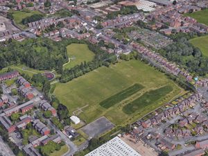 Supporting image for story: Walsall councillor offers £50 reward after park dog fighting reports