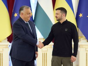 Supporting image for story: Hungary’s Orban pushes for ceasefire during meeting with Zelensky