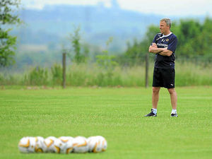 Supporting image for story: Wolves cancel contract of Eggert Jonsson