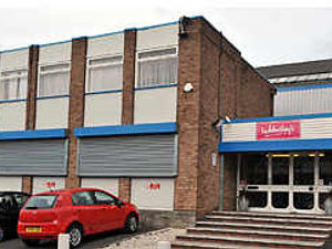 Supporting image for story: £37k sofa fraudsters were sitting pretty