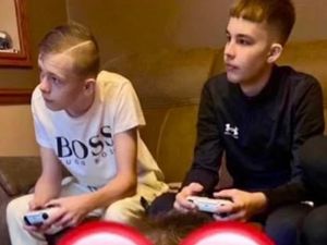 Supporting image for story: Driver thought he was taking teenagers to safe house before stabbing, court told