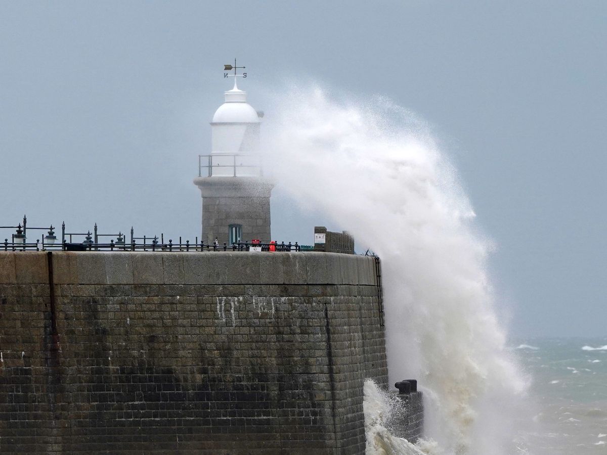 Heavy rain and wind warning as Storm Amy threatens travel disruption