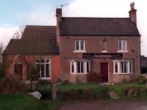 Supporting image for story: Campaigners raise more than £80,000 to buy village pub near Wem