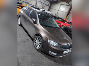 Supporting image for story: Police in Wolverhampton impound car after driver escapes on foot