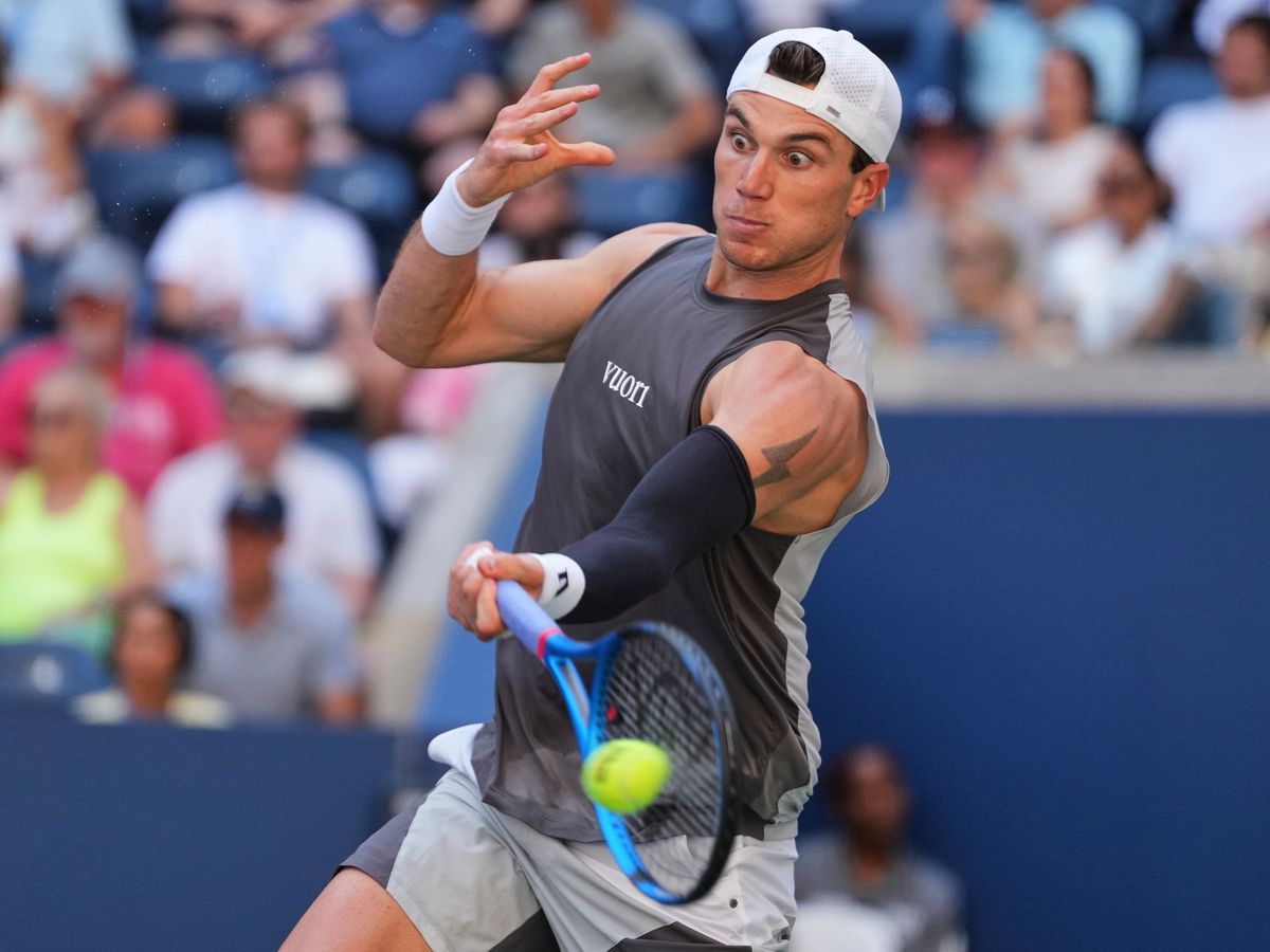 Jack Draper battles past Federico Agustin Gomez to reach US Open second round