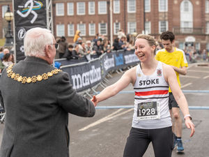 Stafford Half Marathon 2025 (photos by Ian Knight / Z70 Photography)