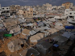 Supporting image for story: Israeli forces fire on people waiting for aid in Gaza, killing 25, witnesses say