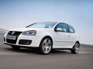 Supporting image for story: Buy these used hot hatches before they’re gone