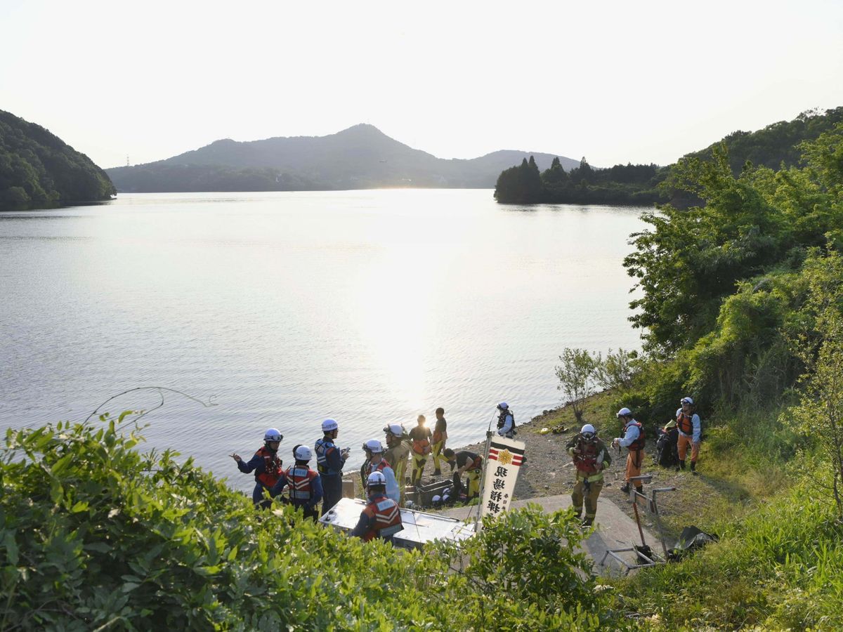 Japan retrieves body of one of two service members whose training plane crashed