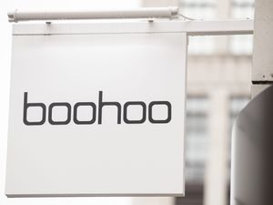 Boohoo shop signage