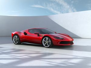 Supporting image for story: Ferrari announces big electrification push