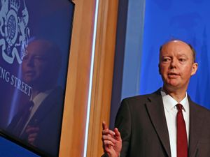 Supporting image for story: Well-known medics to appear in front of UK Covid probe