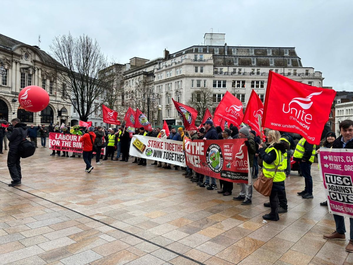 Musical tribute released offering backing to Birmingham bin strikers one year on from start of strikes