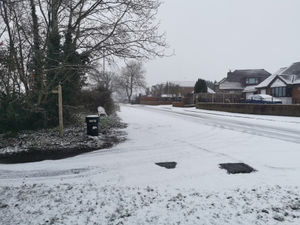 Supporting image for story: Weather warnings issued for entire region as many wake to snowy scenes