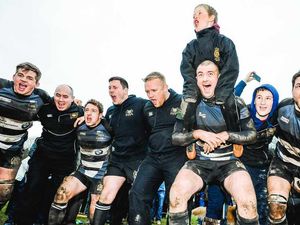 Supporting image for story: Watch: It's Twickenham fever as 3,000 Bridgnorth fans head south