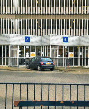 A car parked in Shrewsbury bus station bay on a Sunday