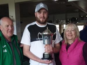 Supporting image for story: Darrell does it on the opening day of Bandit Bowls - bowls round-up