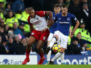 Supporting image for story: Alan Pardew wants 'one or two' new players but has no plans to sell Salomon Rondon