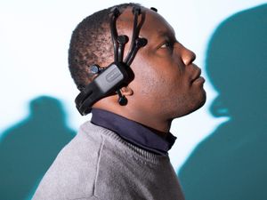 Supporting image for story: ‘Unique’ AI-powered headset that can predict epilepsy seizures developed