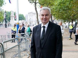 Supporting image for story: Eamonn Holmes pays tribute to mother after announcing her death on social media