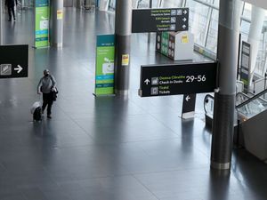Supporting image for story: All passengers into Ireland will have to provide negative Covid test