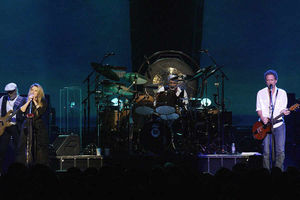 Supporting image for story: Fleetwood Mac return to perform in Birmingham