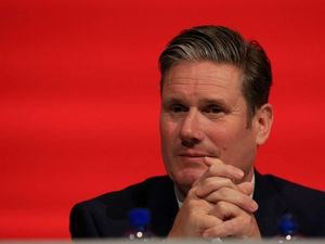 Supporting image for story: Labour votes to keep open the option of second Brexit referendum