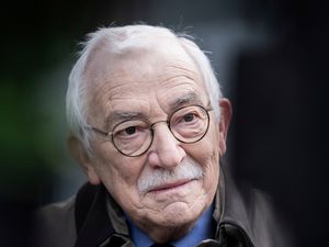 Supporting image for story: Danish ex-foreign minister Uffe Ellemann-Jensen dies at 80