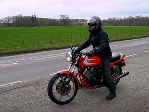 Supporting image for story: Bikers and lemon drizzle cake combine to fundraise for Ukraine