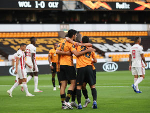 Supporting image for story: Steve Bull: Great chance for Wolves to make blistering start 