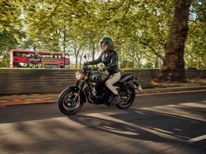 Supporting image for story: First Ride: Is the Royal Enfield HNTR 350 a low-cost motorcycle for all occasions?