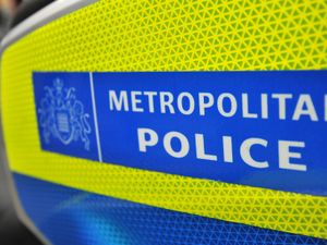 Supporting image for story: Fact check: Man was arrested after aggressively wielding windscreen wiper