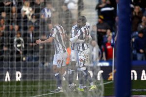 EDITORIAL USE ONLY. No use with unauthorized audio, video, data, fixture lists, club/league logos or 'live' services. Online in-match use limited to 120 images, no video emulation. No use in betting, games or single club/league/player publications