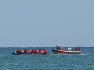 Supporting image for story: More than 500 people crossed Channel on Friday