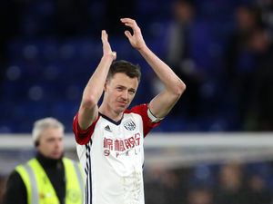 Supporting image for story: Jonny Evans stripped of West Brom captaincy after Barcelona incident 
