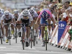 Supporting image for story: Tour of Britain cyclists could face speed fines in Welshpool