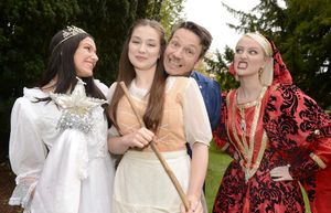 CANNOCK NEWS EXPRESS & STAR ( JOHN SAMBROOKS 11/10/2019..Pictured L-R: Jessica Baker, Lauren Dawes, Mark Homer and Francesca Mae-Smith as the cast of Cinderella get together at the Prince Of Wales Theatre, Church St, Cannock. ......... .............................................................................................................................................................................................. .............................
