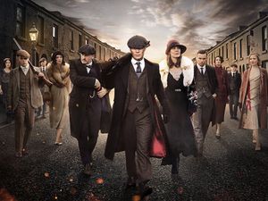 Supporting image for story: Peaky Blinders: Producers tease new series with brand new promo photo