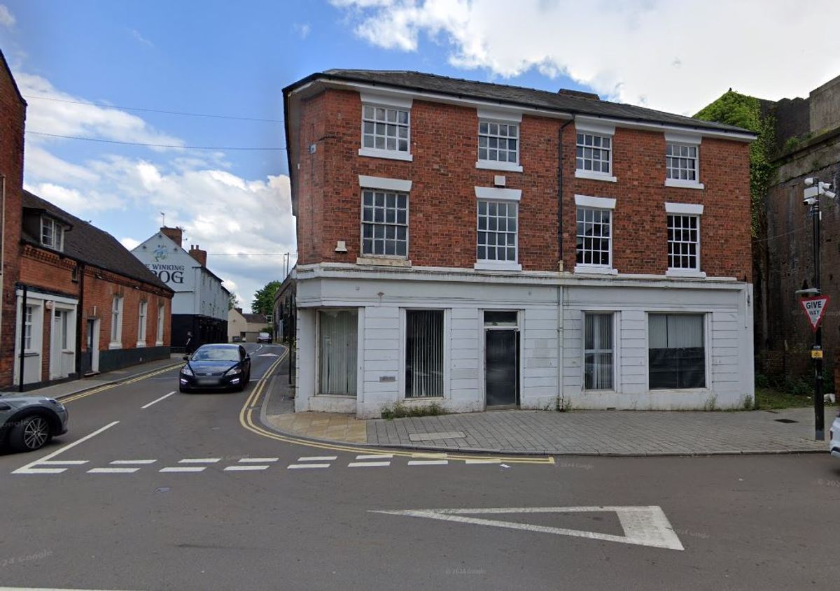 New Specsavers set to take over empty Shifnal shop