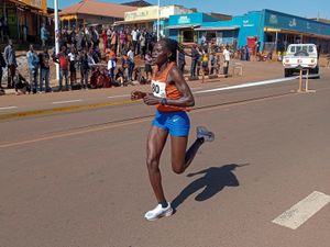 Supporting image for story: Body of Ugandan Olympic athlete set on fire by her partner is received by family