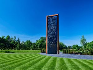Supporting image for story: West Mercia Police chief: Unveiling of new memorial marks 'historic day for policing in this country' 