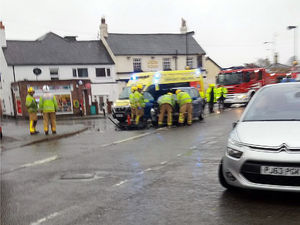 Supporting image for story: Crews to rescue after two-car crash near Oswestry 