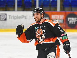 Supporting image for story: Returning Joe Aston ready to compete on all fronts for Telford Tigers 