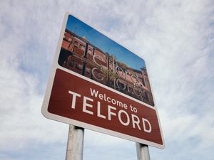 Supporting image for story: Landfill plans near Telford beauty spot anger residents who say area is being ruined