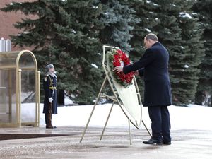 Supporting image for story: Ukraine criticises Ben Wallace’s appeasement comparison with diplomacy efforts