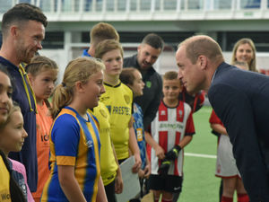 Supporting image for story: William meets young Shropshire footballers in St George's Park event