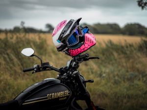 Supporting image for story: This is some of the best motorcycle equipment to check out this autumn