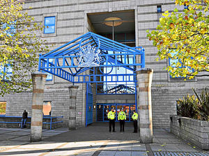 Supporting image for story: Man accused of robbery can't remember where he was during raids, court hears